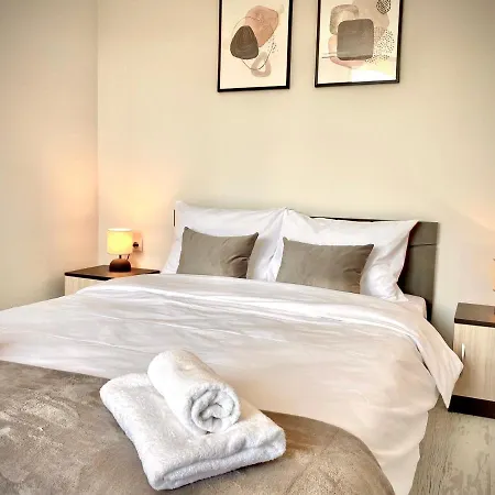 Cozy & Modern 1br For 4 Guests Next To Medical & Free Parking Apartment Stara Zagora
