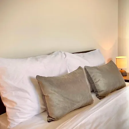 Cozy & Modern 1br For 4 Guests Next To Medical & Free Parking *