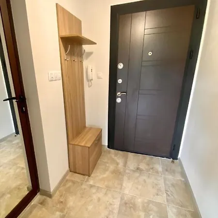 Cozy & Modern 1br For 4 Guests Next To Medical & Free Parking * Stara Zagora