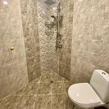 Apartman Cozy & Modern 1br For 4 Guests Next To Medical & Free Parking