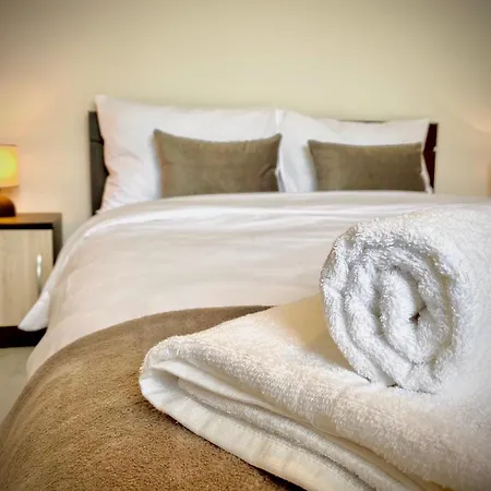 Cozy & Modern 1br For 4 Guests Next To Medical & Free Parking * Sztara Zagora